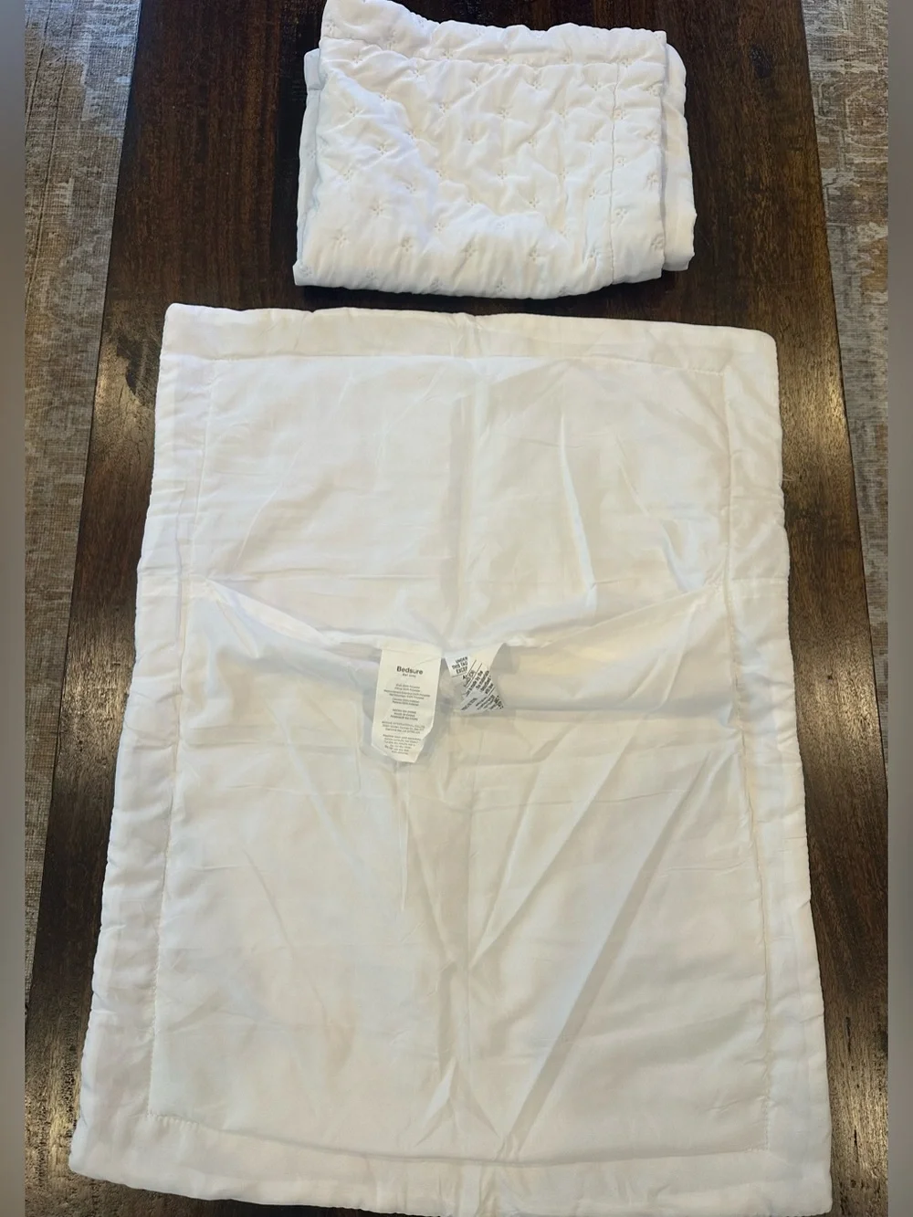 Bedsure Queen White Quilted Bedspread Set - Classic Hotel-Style Bedding